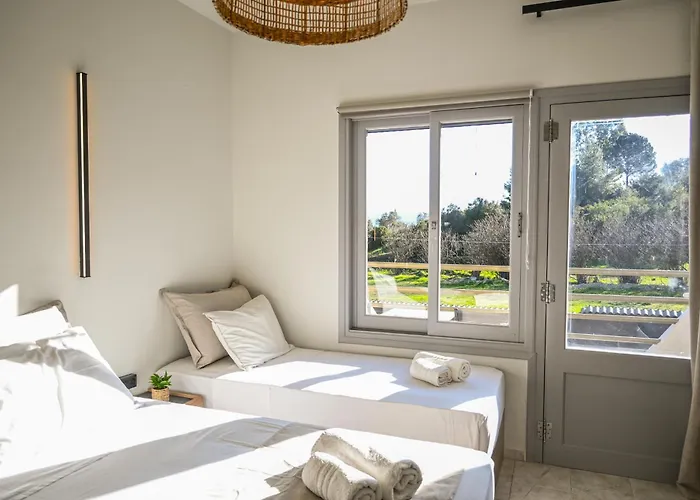 Celestia Roοms And Appartement Agia Paraskevi (Skiathos)