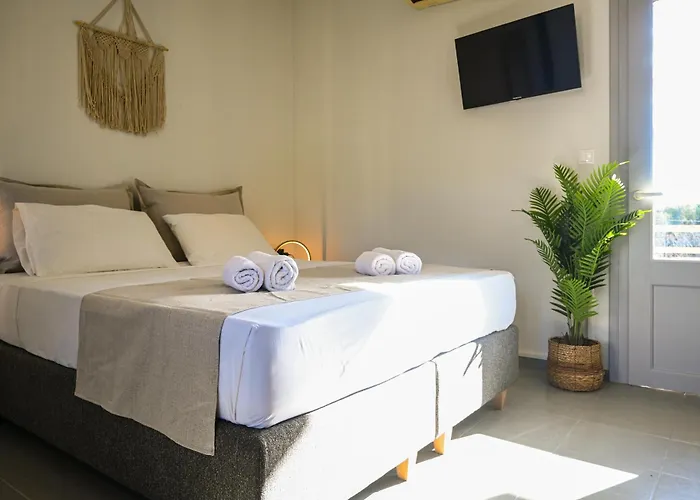 Celestia Roοms And Appartement Agia Paraskevi (Skiathos)