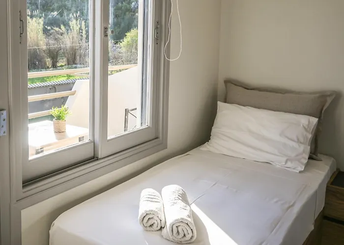 Celestia Roοms And * Agia Paraskevi (Skiathos)