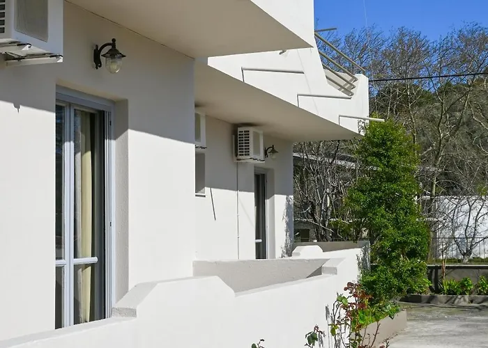 Celestia Roοms And *