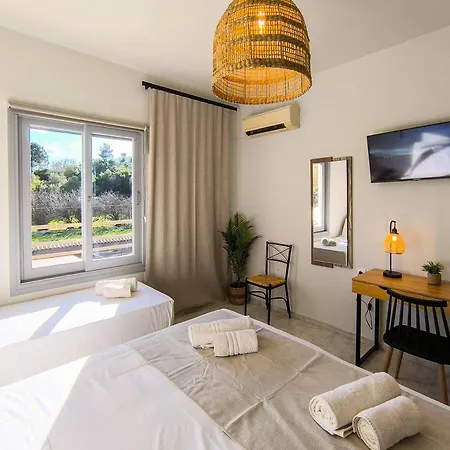 Celestia Roοms&Apartments *