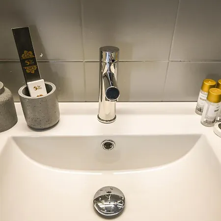 Celestia Roοms&Apartments *