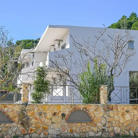 Celestia Roοms&Apartments * Αγία Παρασκευή