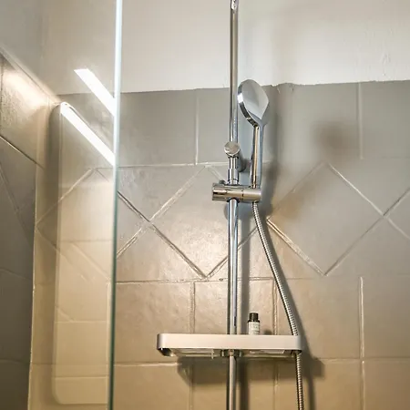 Celestia Roοms&Apartments Агия-Параскеви