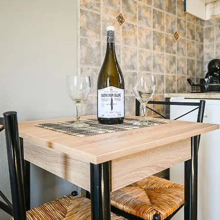 Celestia Roοms&Apartments *