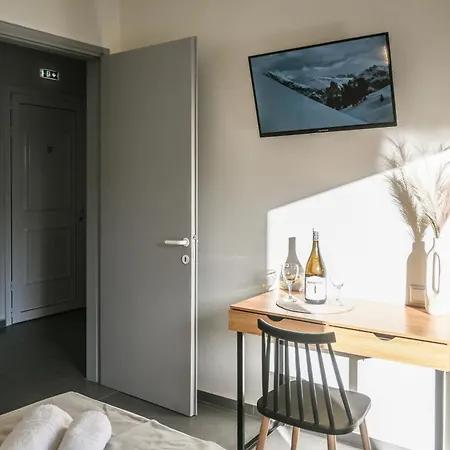 Celestia Roοms&Apartments * Αγία Παρασκευή