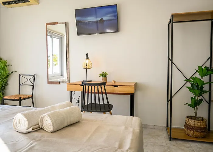 Celestia Roοms And Apartments *