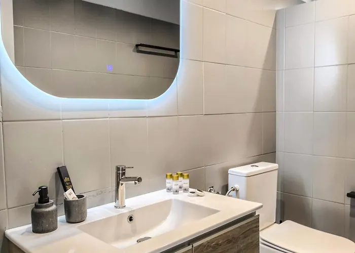 Celestia Roοms And Apartments *