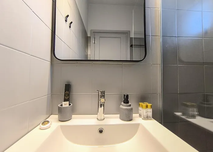 Celestia Roοms And Apartments דירה *