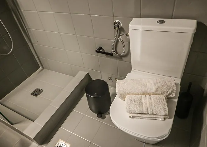 Celestia Roοms And Apartments *