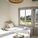 Celestia Roοms And Apartamento Agia Paraskevi