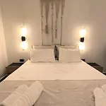 Apartamento Celestia Roοms And *